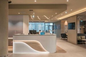 отель Hampton by Hilton Frankfurt Airport