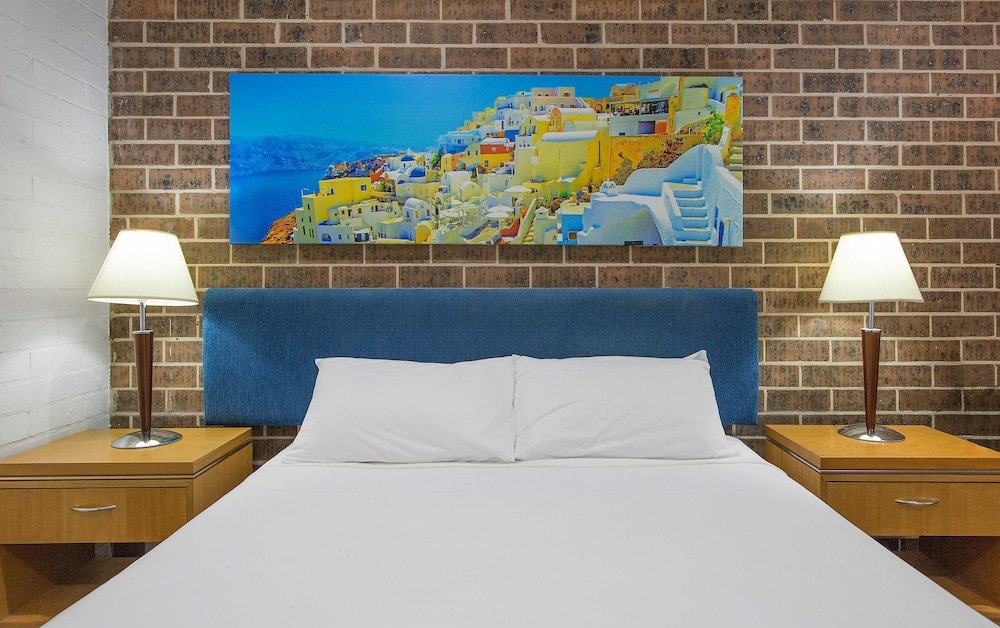 Фото Buccaneer Motel