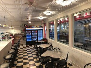 Southern Sweets Ice Cream & Sandwich Shop (United States, Beaufort, 917 Bay St, F), restaurant