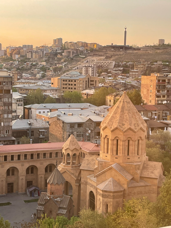 Фото Ani Plaza Hotel