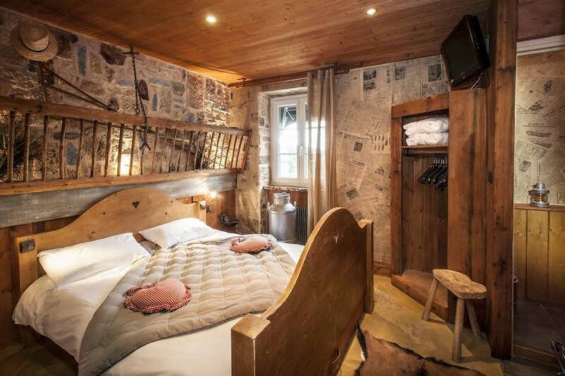 Гостиница Hotel Le Rocher Blanc