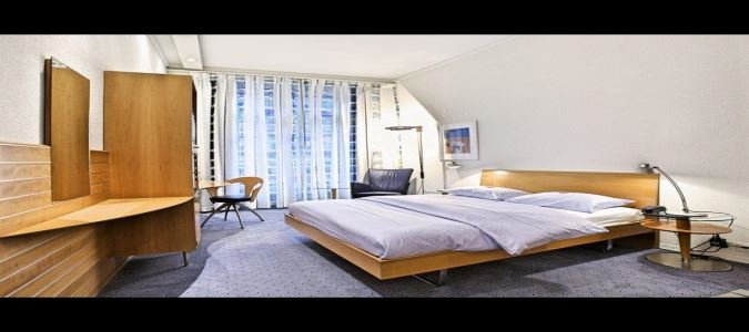 Фото Hotel Bären Am Bundesplatz