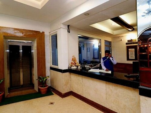 Гостиница Oyo 29051 Hotel Solitaire & Restaurant в Агре