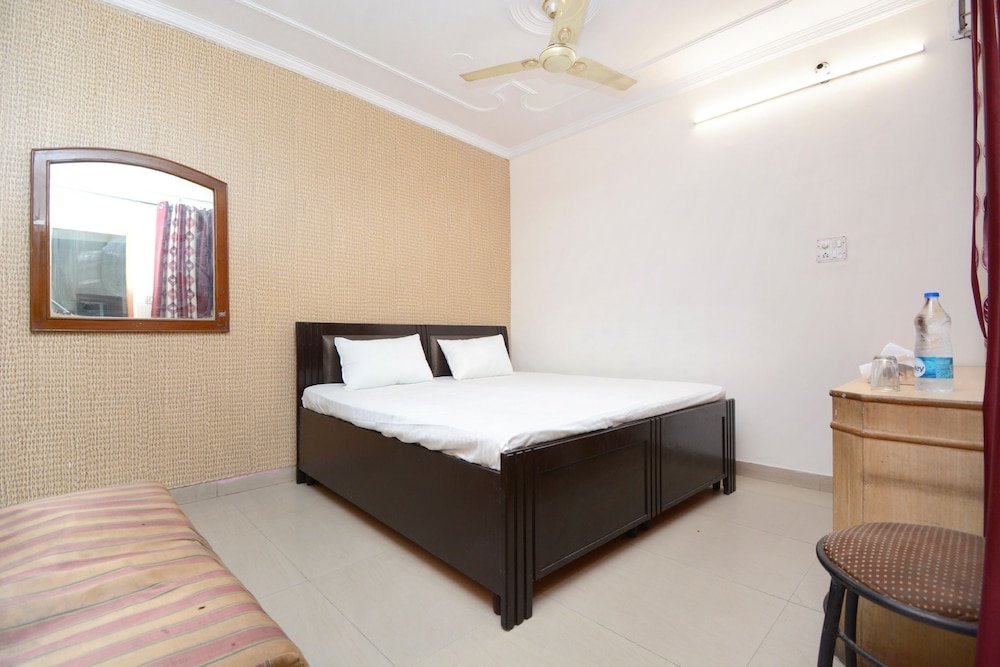 Фото Spot On 36686 Hotel Om Shanti Palace