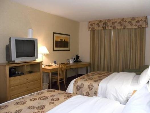 Фото Four Points by Sheraton Moncton