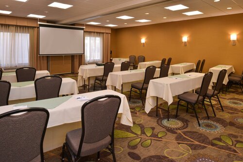 Гостиница Holiday Inn Express & Suites Pocatello, an Ihg Hotel в Покателло