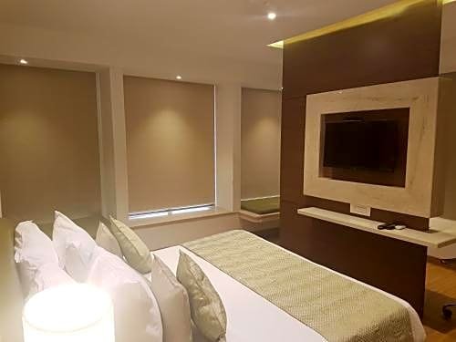 Фото Hotel Suncity Apollo