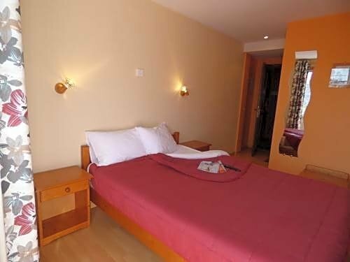 Гостиница Hotel Restaurant Du Chalet в Сене-Дье-де-Во