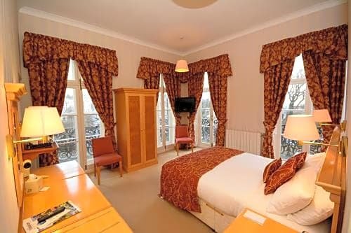 Фото The Crescent Hotel