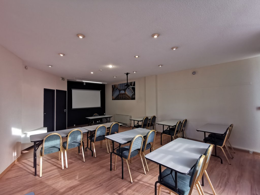 Фото Ibis Styles Bordeaux Gare Saint Jean