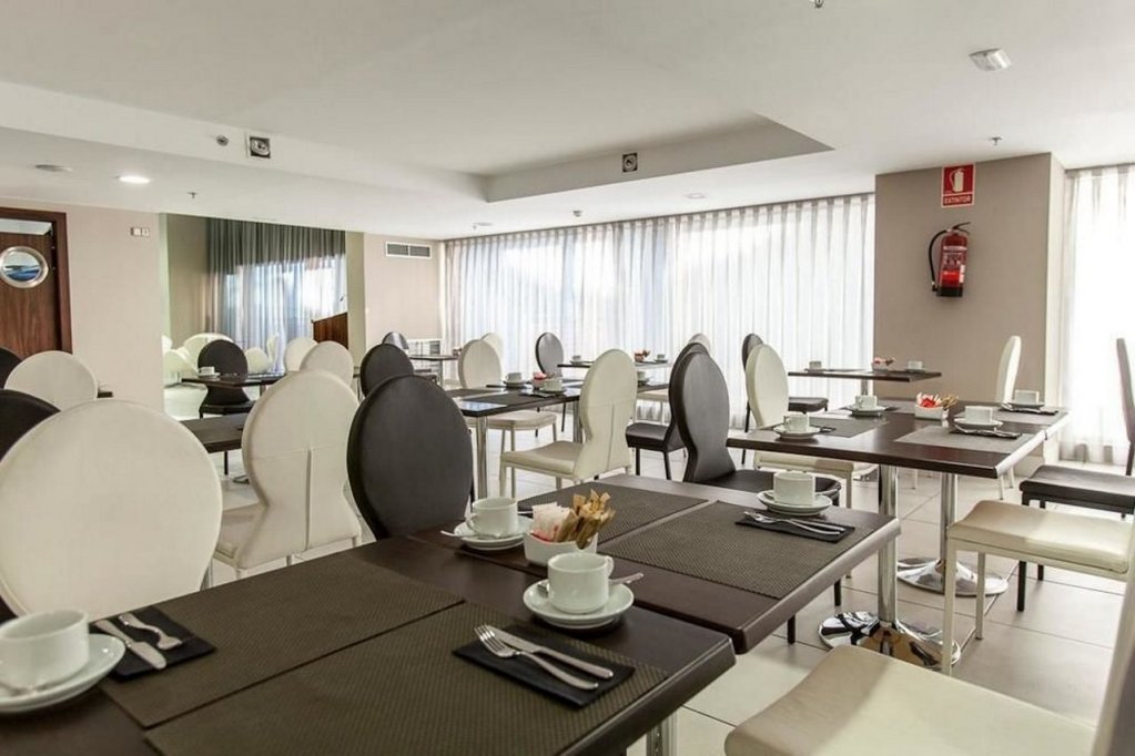 Фото Hotel Dome Madrid