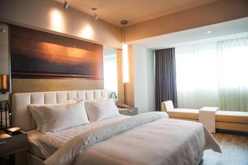 Фото Metropolo Hangzhou Railway Station East