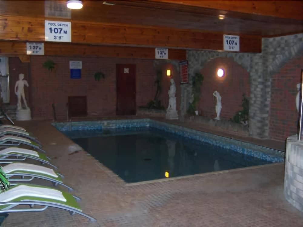 Фото Langham Court