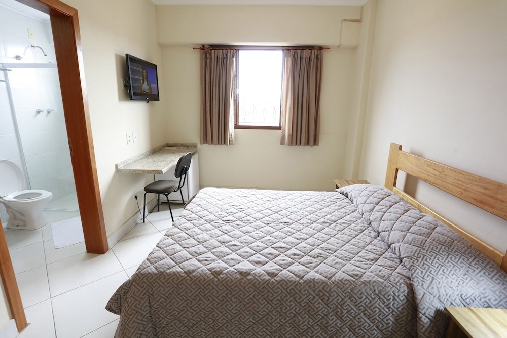 Фото Hotel Vitória Pindamonhangaba