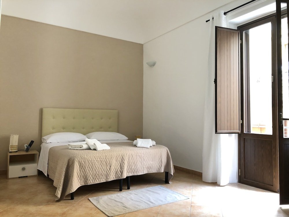 Фото La Trinacria Bed & Breakfast