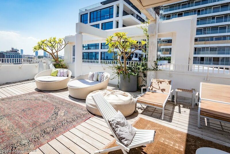 Гостиница Sea Executive Suites в Тель-Авиве
