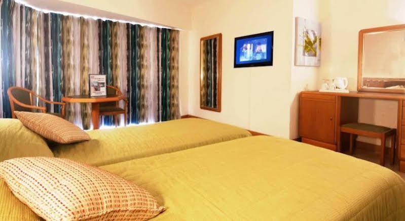 Фото Diplomat Hotel