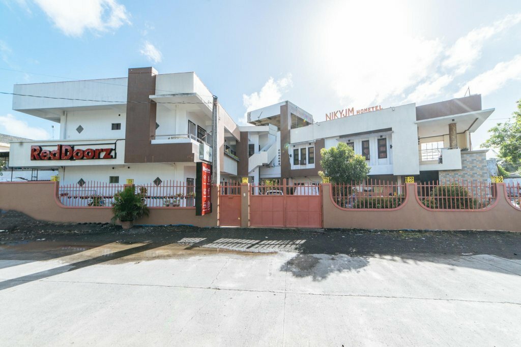 Hotel RedDoorz @ Pag Asa Rawis Legazpi, Legaspi, photo
