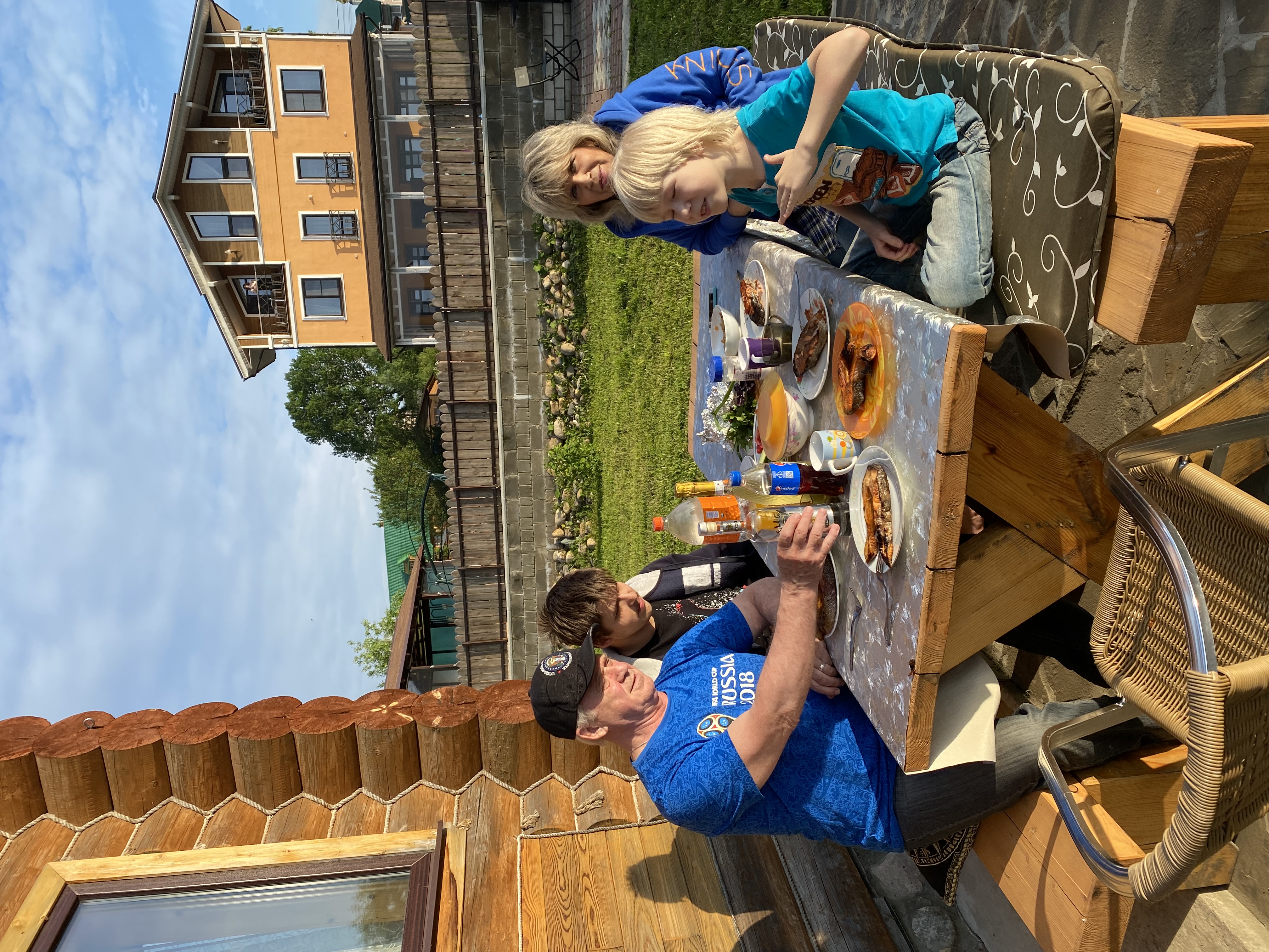 Фото Спутник