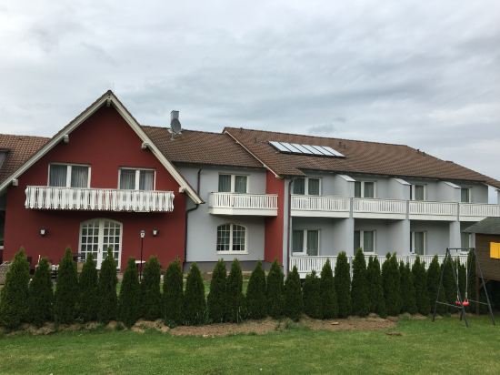 Фото Hotel Ristorante Herbstein