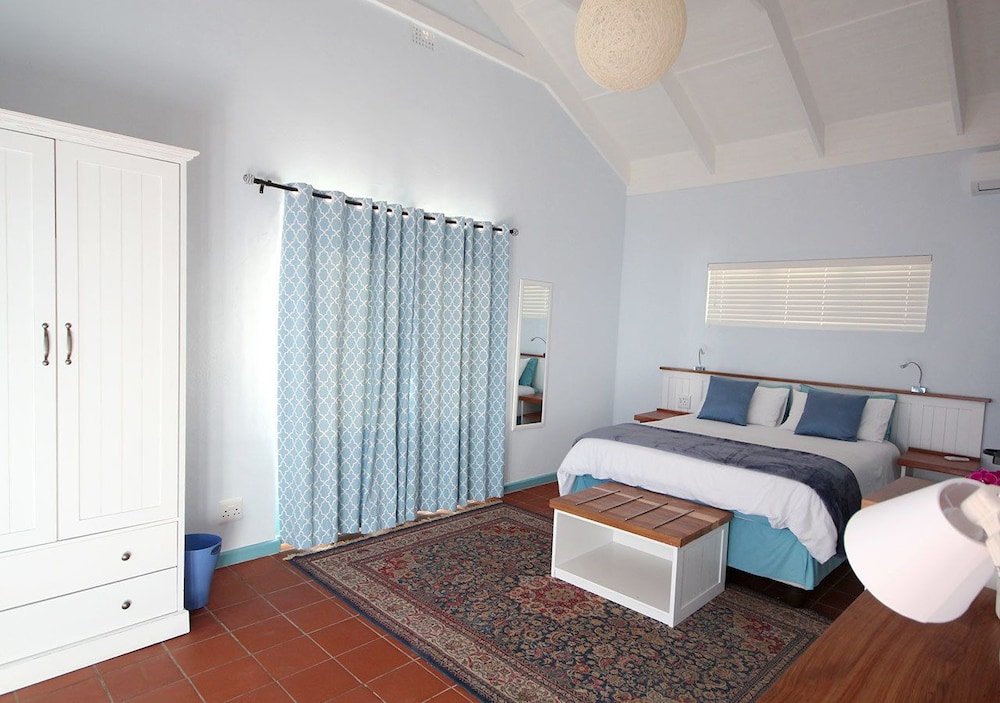 Фото BlueSky Guest House Arniston