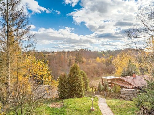 Гостиница Detached Holiday Home With Terrace Next to the Forest in the Idyllic Harz