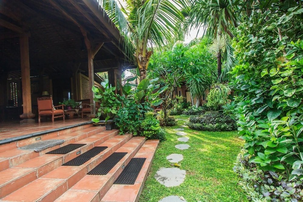 Фото Mahe Garden Inn and Villas