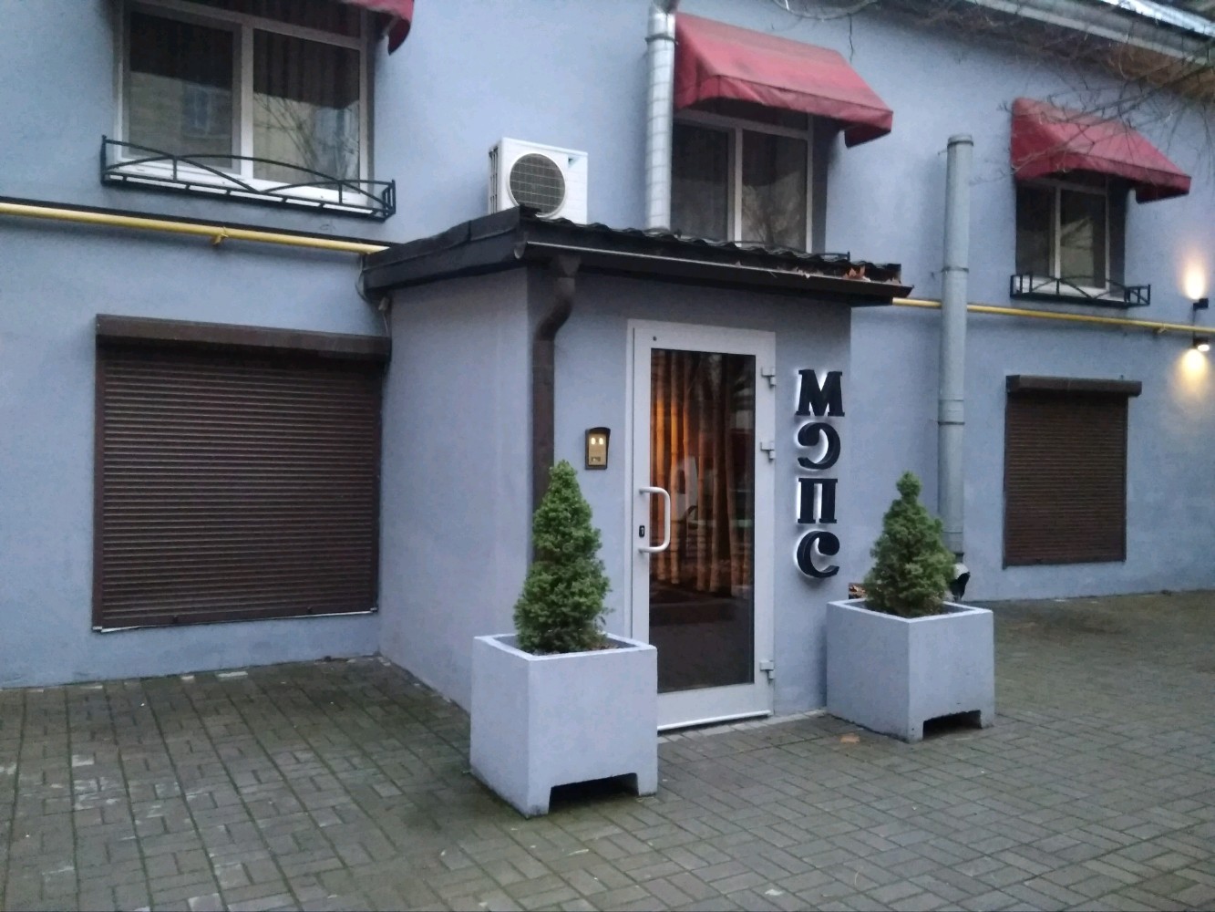 Фото отеля 1