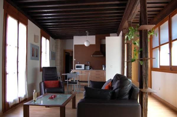 Фото Apartamentos Hospederia de los Reyes