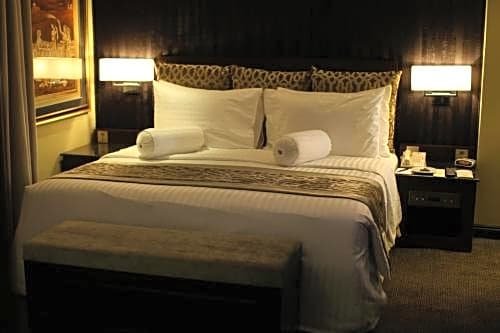 Фото Фор Пойнтс бай Шератон Лахор