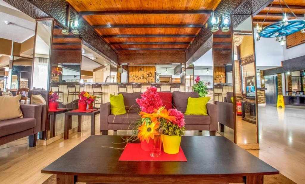 Фото Cactus Hotel