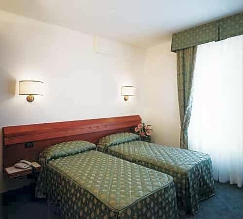 Фото Hotel Arcadia