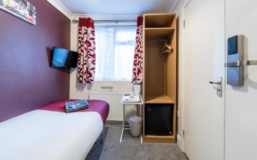 Фото Hellenic Hotel London by Saba