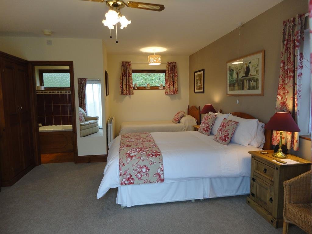 Фото Old Mill Farmhouse