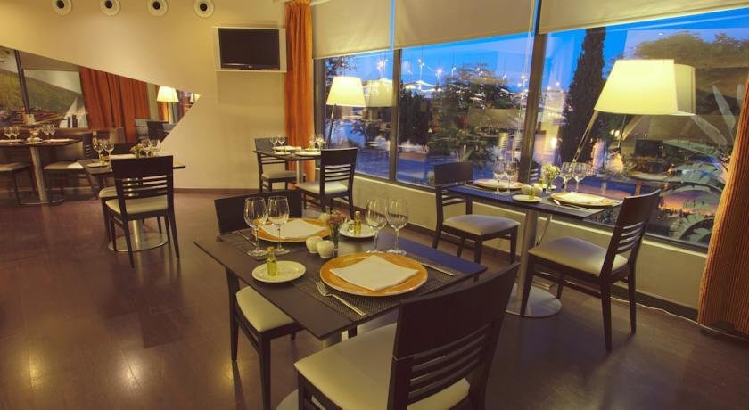 Фото Ribera De Triana