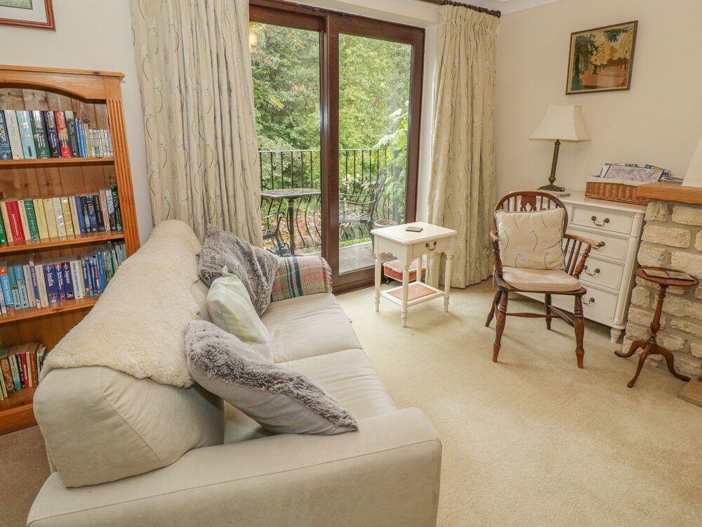 Фото 13 Bowbridge Lock