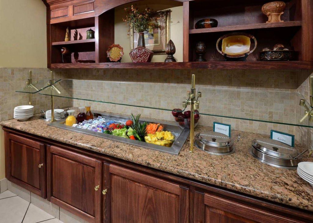 Фото Hilton Garden Inn Greensboro