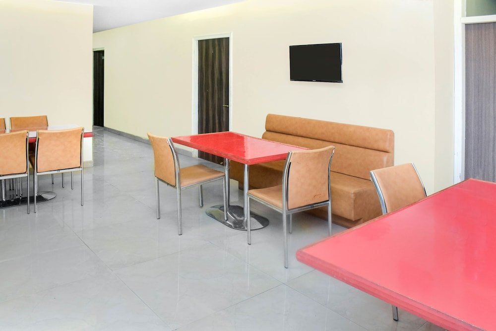 Фото Treebo Trip Metro Inn