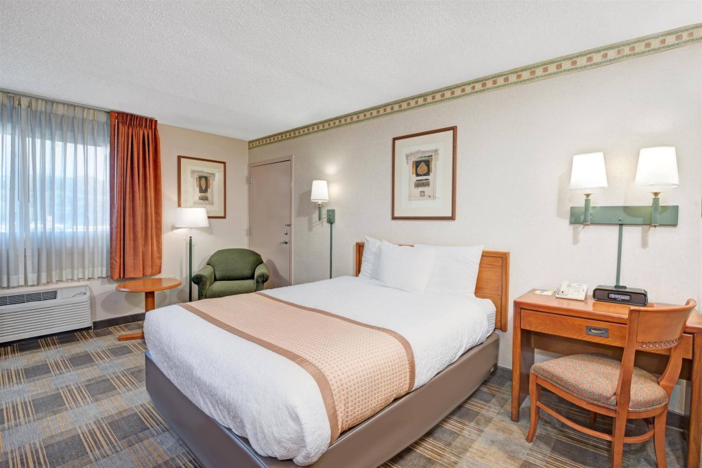 Фото Hampton Inn Egg Harbor Township Atlantic City