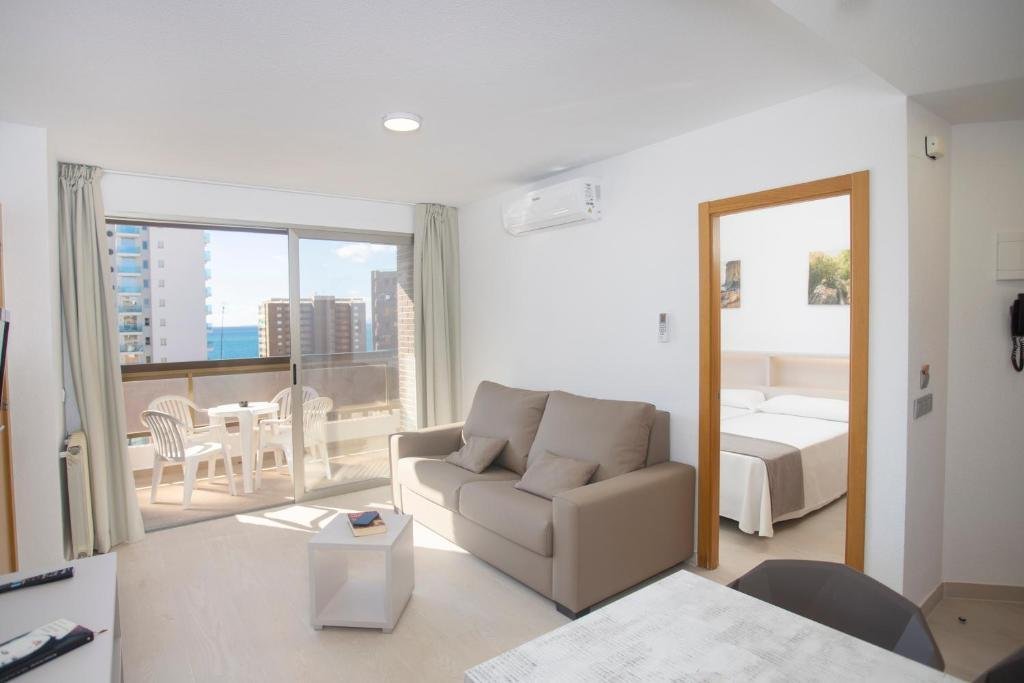 Фото Aparthotel Bcl Levante Club