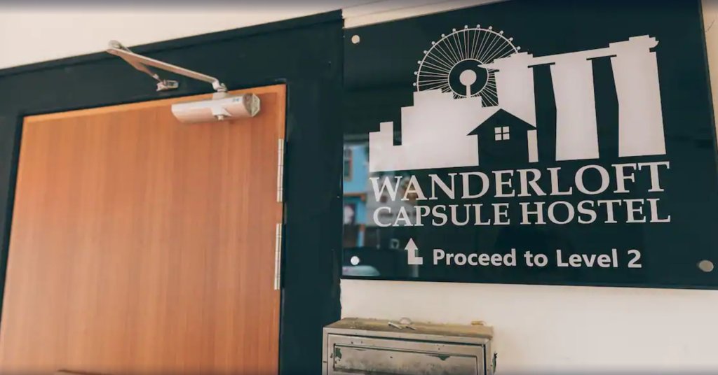 Фото Wanderloft Capsule Hostel
