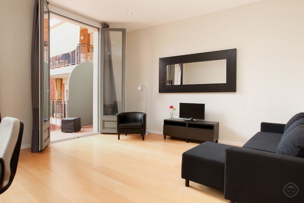 Фото Modern Center Apartments