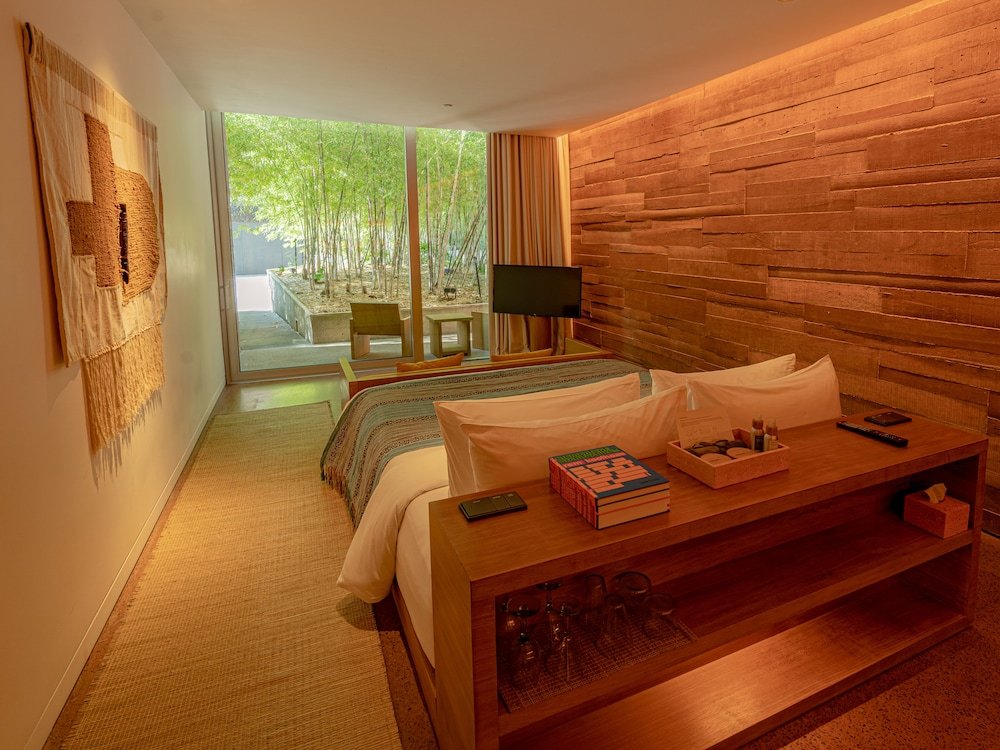 Фото Potato Head Suites & Studios