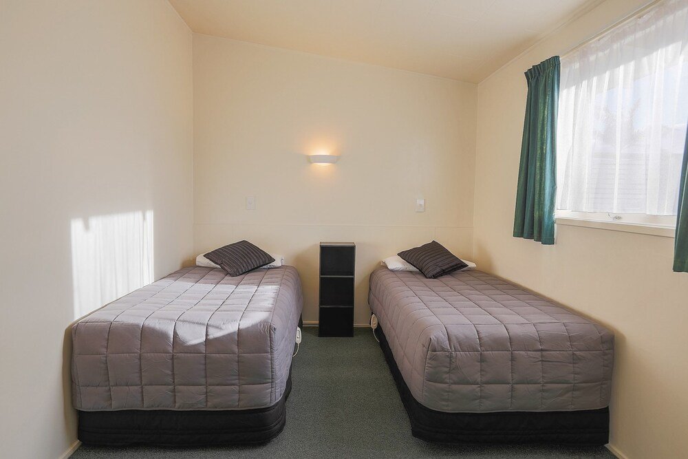 Фото 18th Avenue Thermal Motel