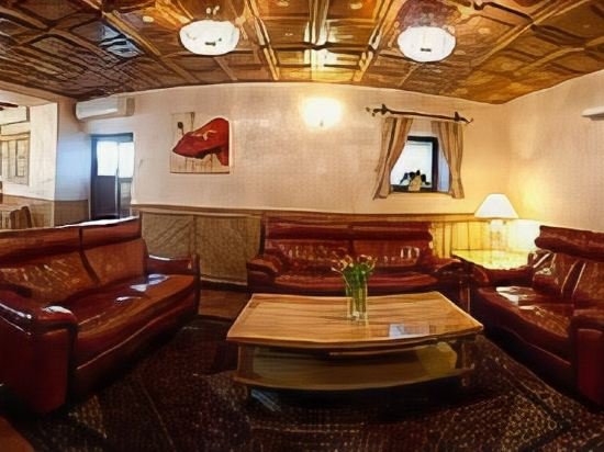 Фото Hotel Karpatsky Dvor