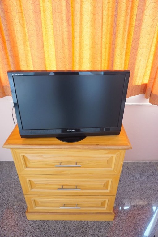 Фото B and B Hotel