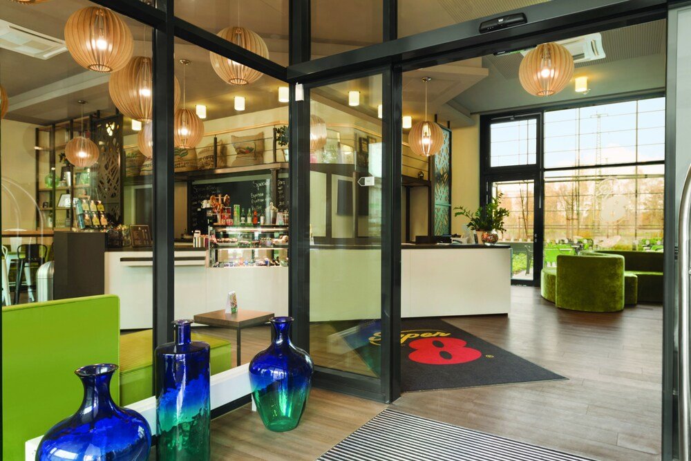 Фото Super 8 by Wyndham Augsburg