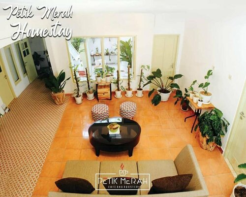 Жильё посуточно Petik Merah Homestay