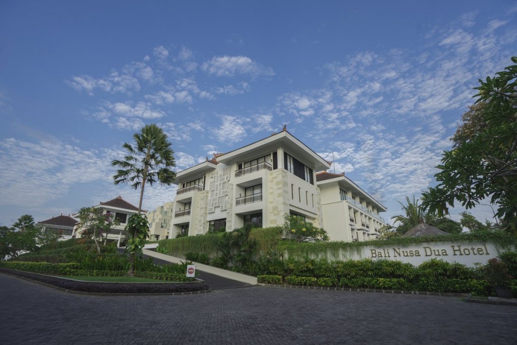 Фото Bali Nusa Dua Hotel