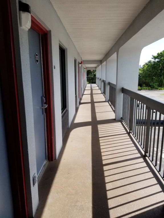 Фото Riverview Inn